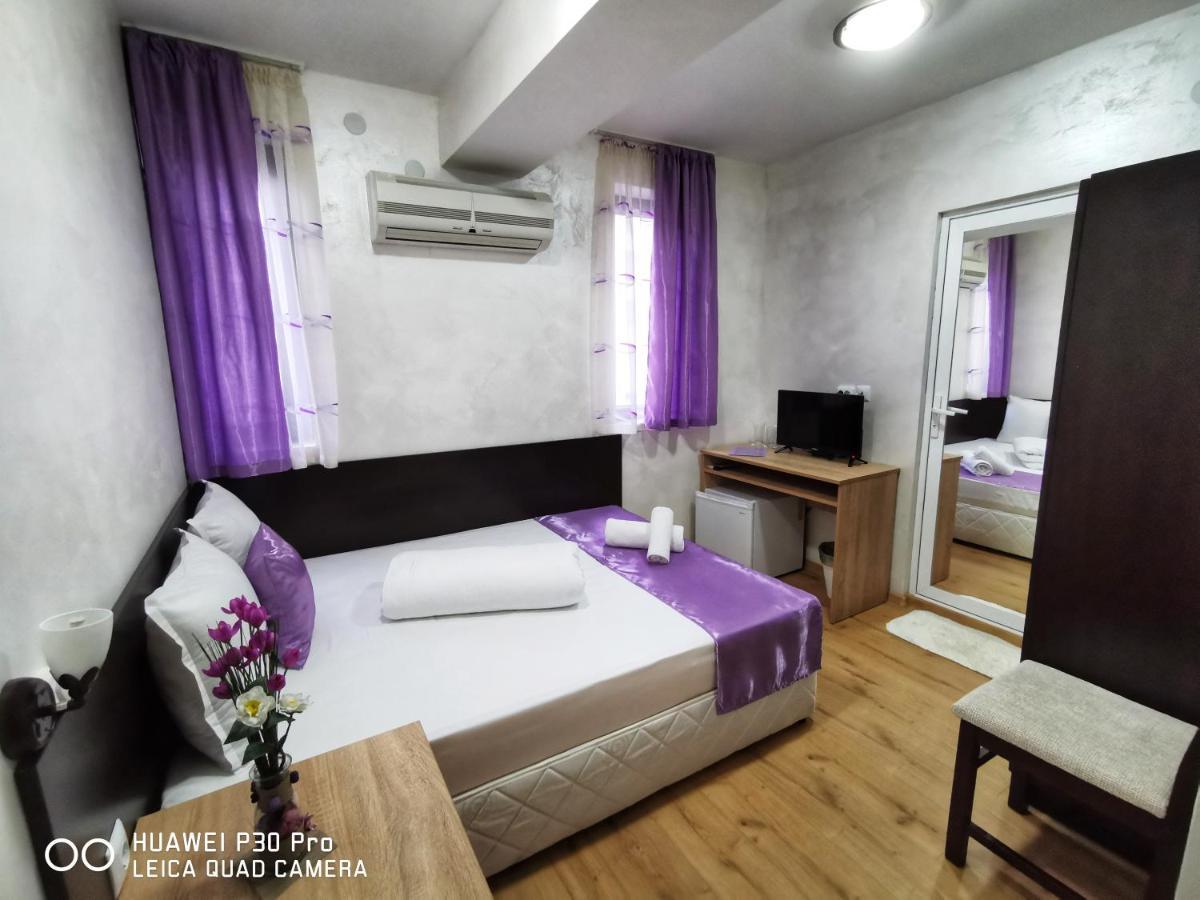 Hotel Swiss Шумен Экстерьер фото