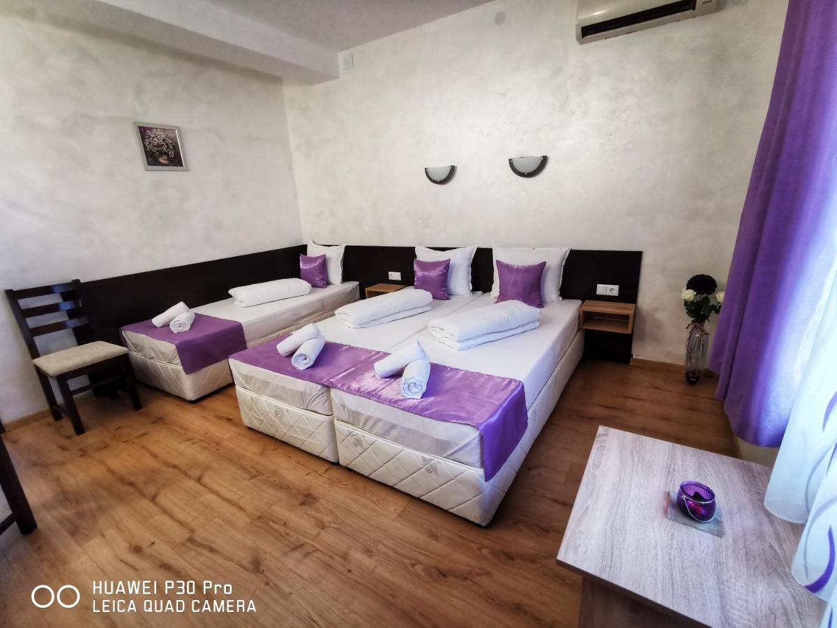Hotel Swiss Шумен Экстерьер фото