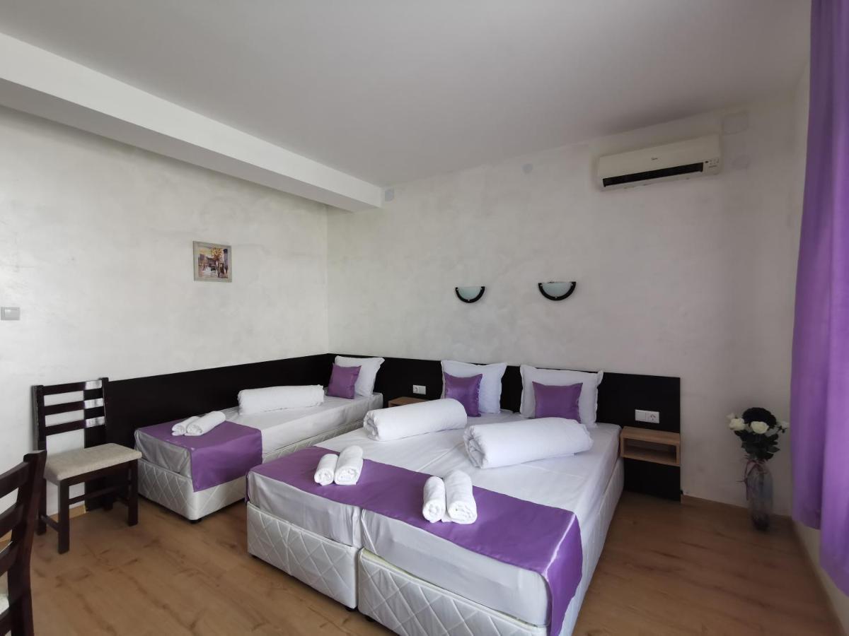 Hotel Swiss Шумен Экстерьер фото